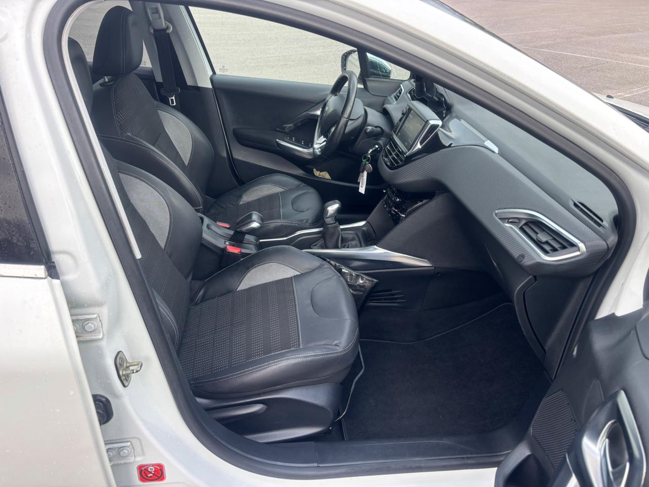 Peugeot 2008 1.6 e-HDi 92 CV Stop&Start ETG6 Allure