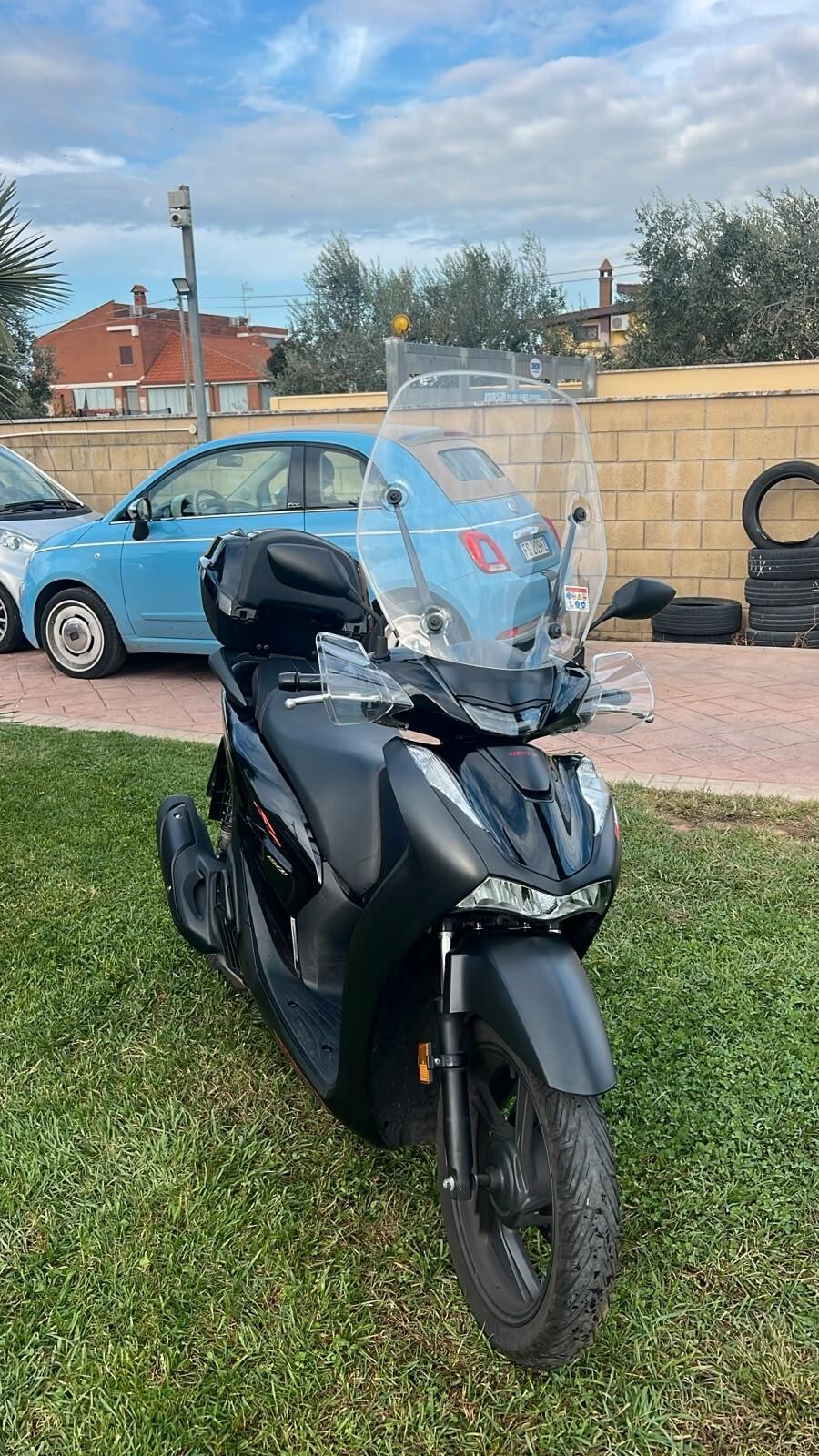 Honda SH 150 SPORT