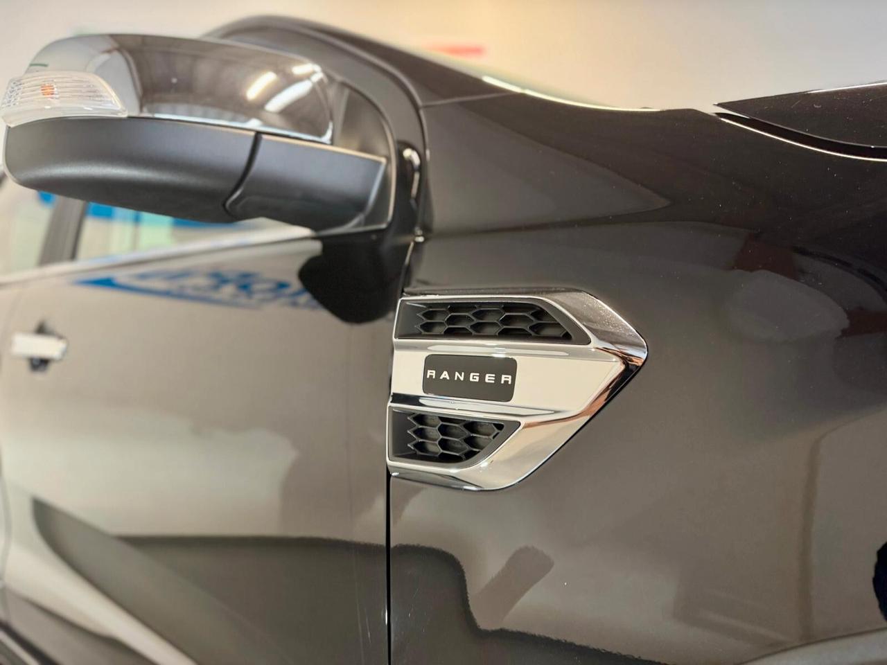 Ford Ranger 2.0 TDCi 170CV aut. DC Limited 5 posti