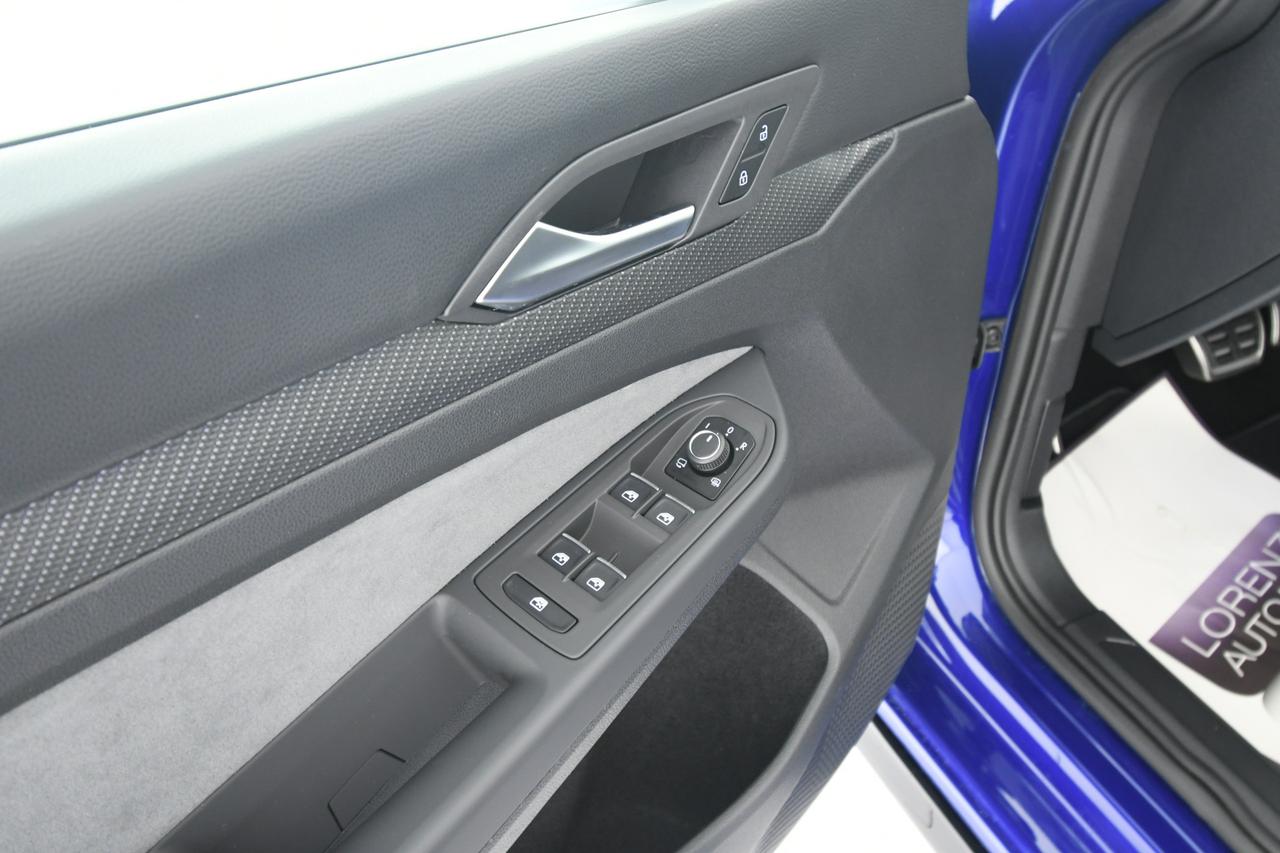 VOLKSWAGEN Golf 1.5 etsi evo R-Line 150cv dsg CAMERA+ALCANTARA+ACC+LED