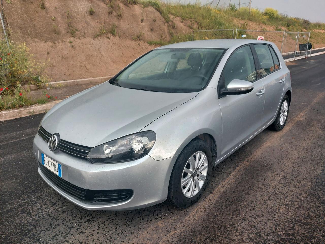 Volkswagen Golf 1.6 TDI 5p. Comfortline Ben tenuta