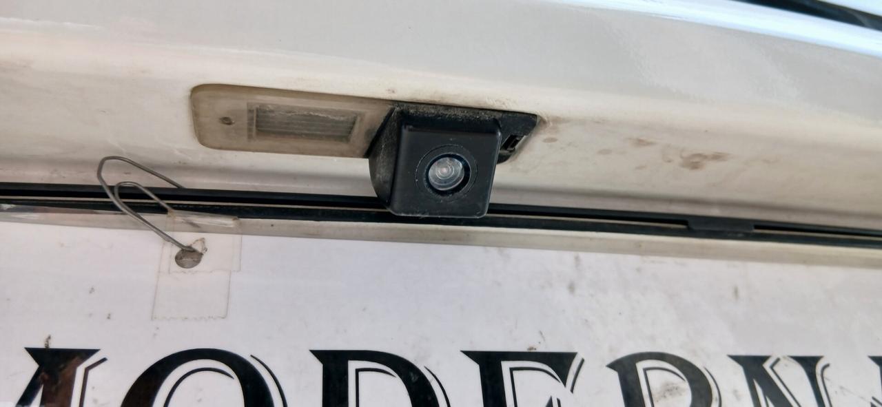 Volkswagen GOLF 1.6 TDI DPF 5p. HIGHLINE