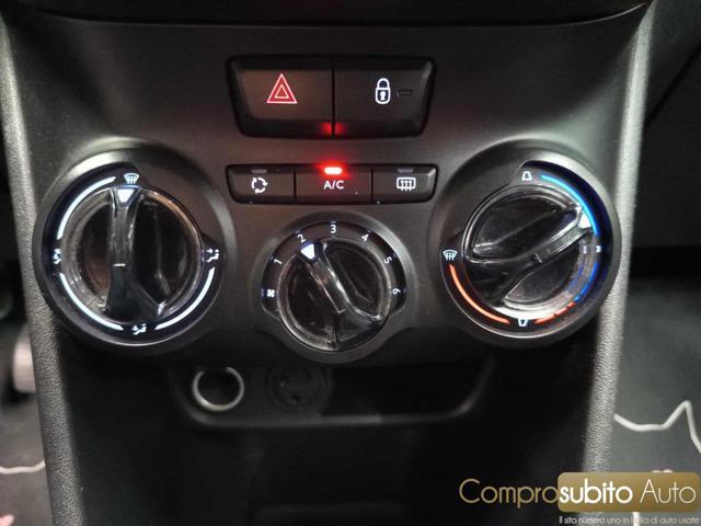 PEUGEOT 208 1° serie 1.2 VTi 82 CV 5 porte Allure