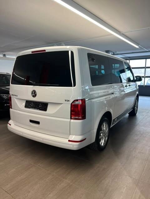 Volkswagen Multivan 2.0 TDI Bett/letto 6Sitze/posti 150PS/cv EURO6 Führerscheinneuling/Neopatentati