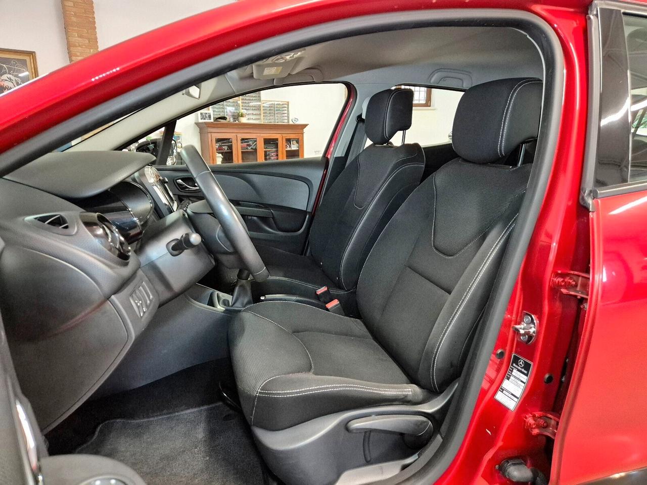 Renault Clio 1.2 75CV 5 porte Live ** NEOPATENTATI**
