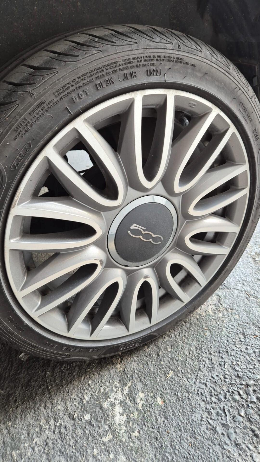 Doppio treno cerchi e gomme Fiat 500 C 1.2 Lounge