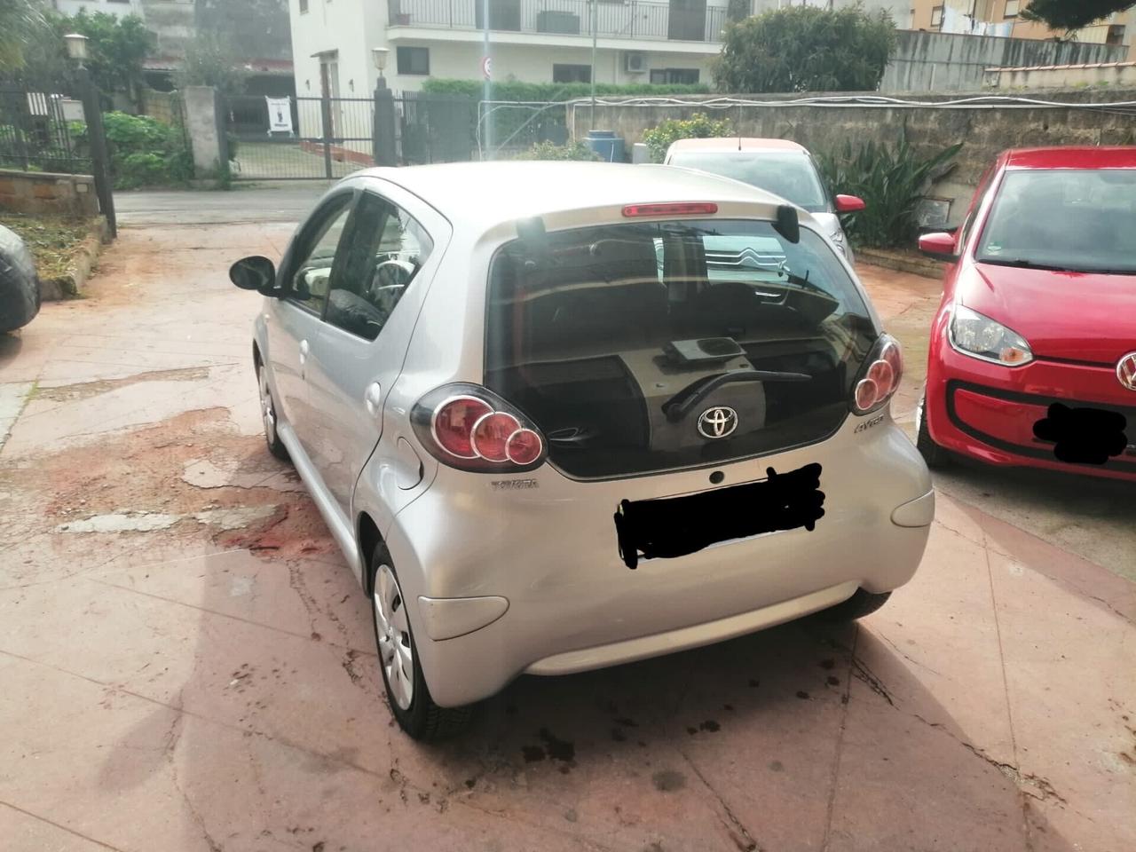 TOYOTA AYGO 1.0 68CV 2014 EURO 5 FULL BENZINA