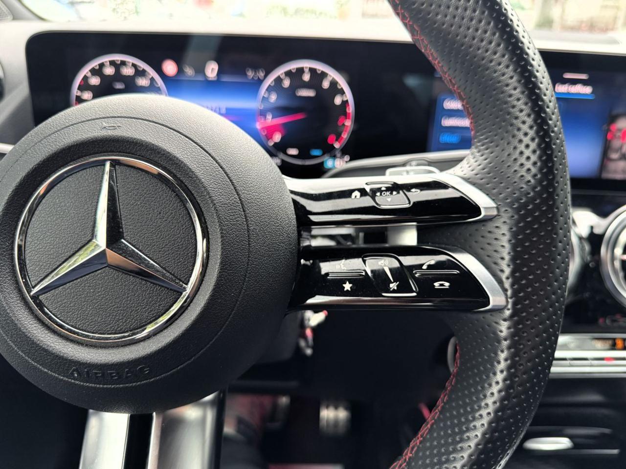 MERCEDES-BENZ B 180 Automatic AMG Line Premium CV 136 Garanzia Uff