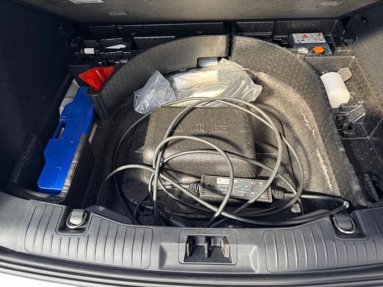 Ford Kuga 2.5 Plug In Hybrid 225 CV CVT 2WD Vignale