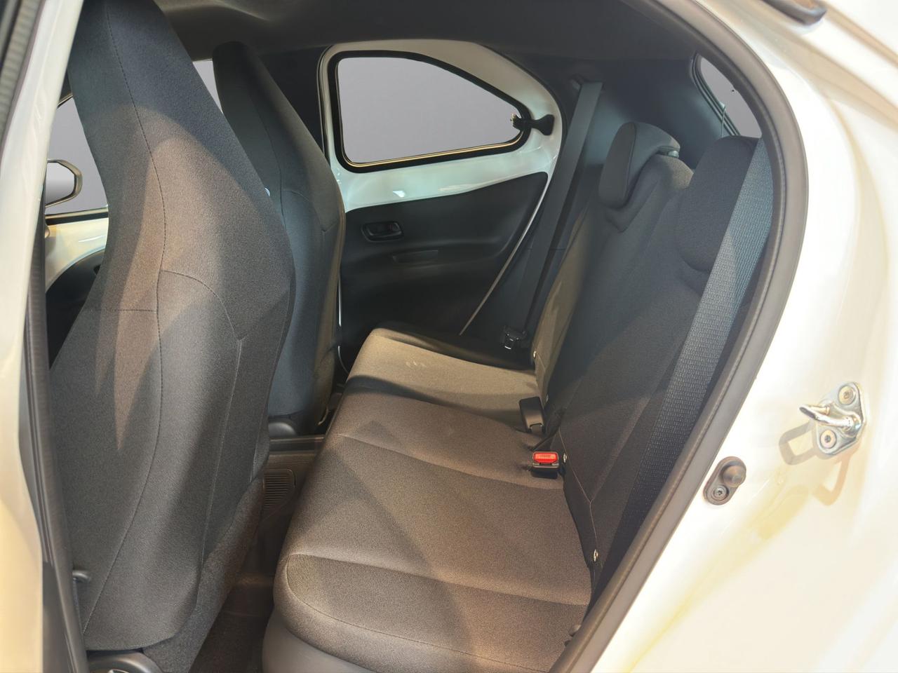 Toyota Aygo X 1.5 hybrid e-cvt