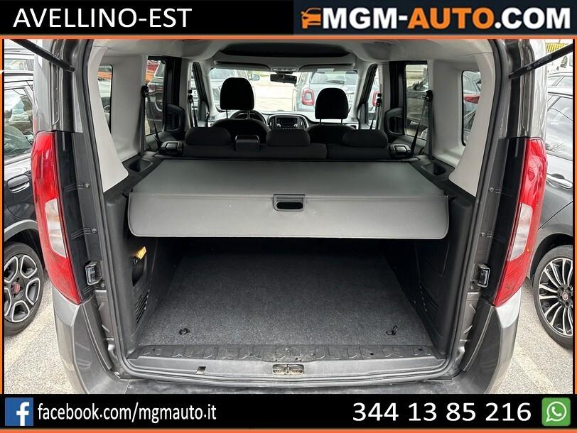 Fiat Doblo 1.6 mjt 120CV Lounge VETTURA 5 posti