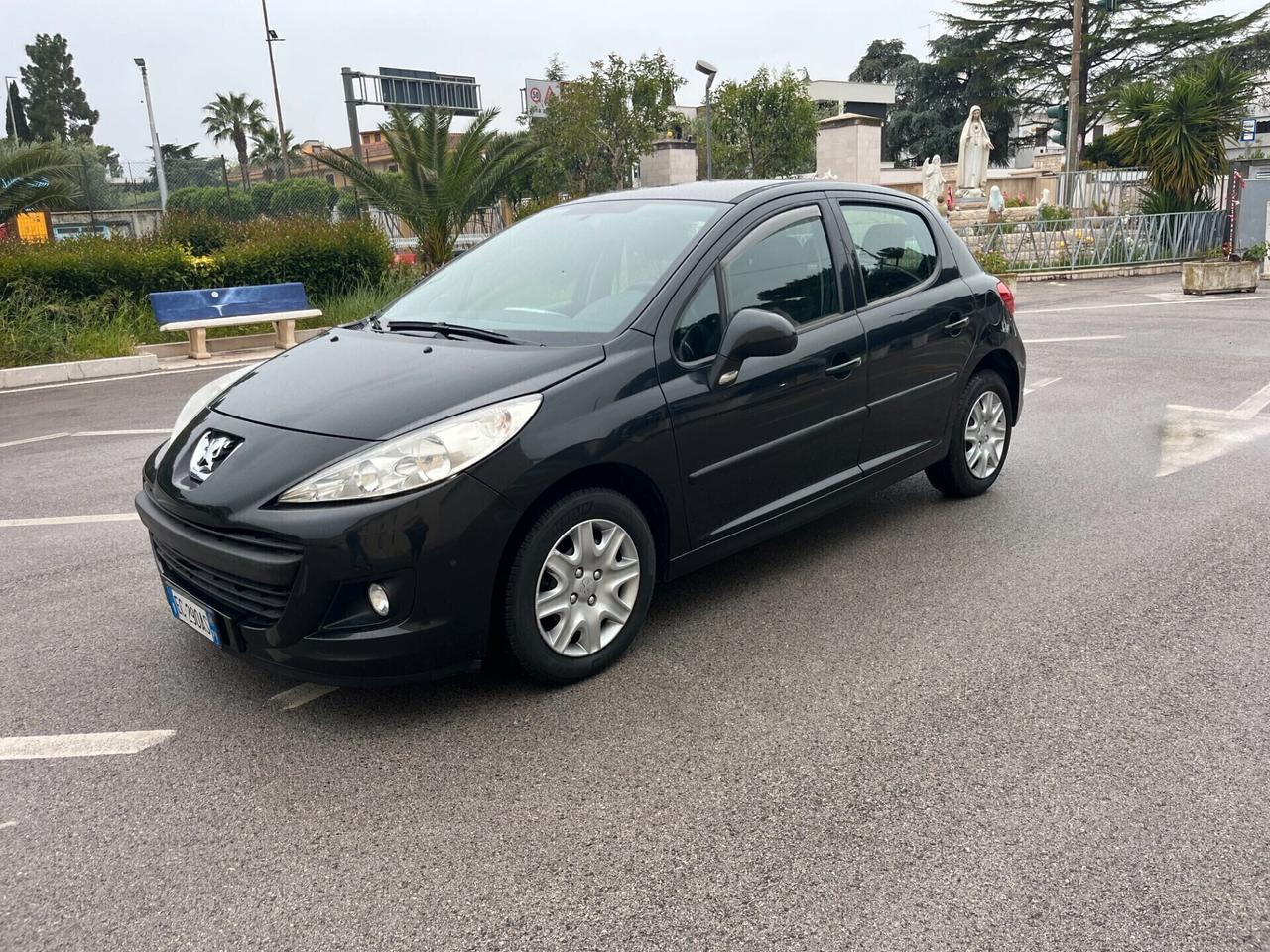 Peugeot 207 1.4 BENZINA KW 70 5p.UsatoGarantito