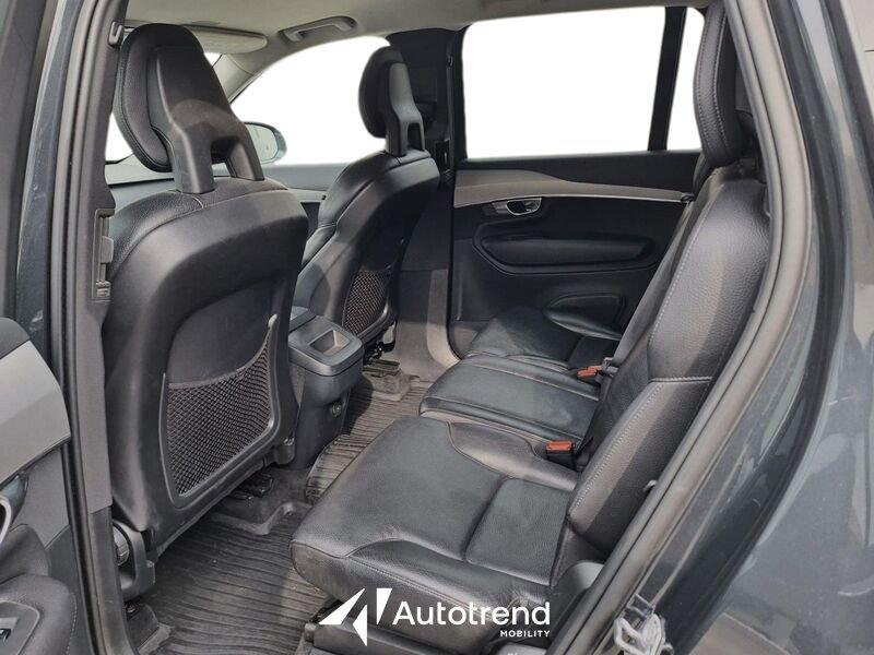 Volvo XC90 B5 235+14 CV AWD Automatica NAVI LED 7 posti Momentum Pro