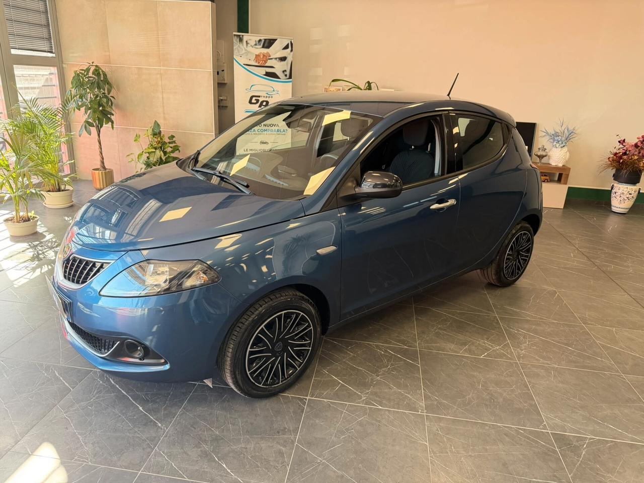 Lancia Ypsilon 1.0 FireFly 5 porte S&S Hybrid Gold