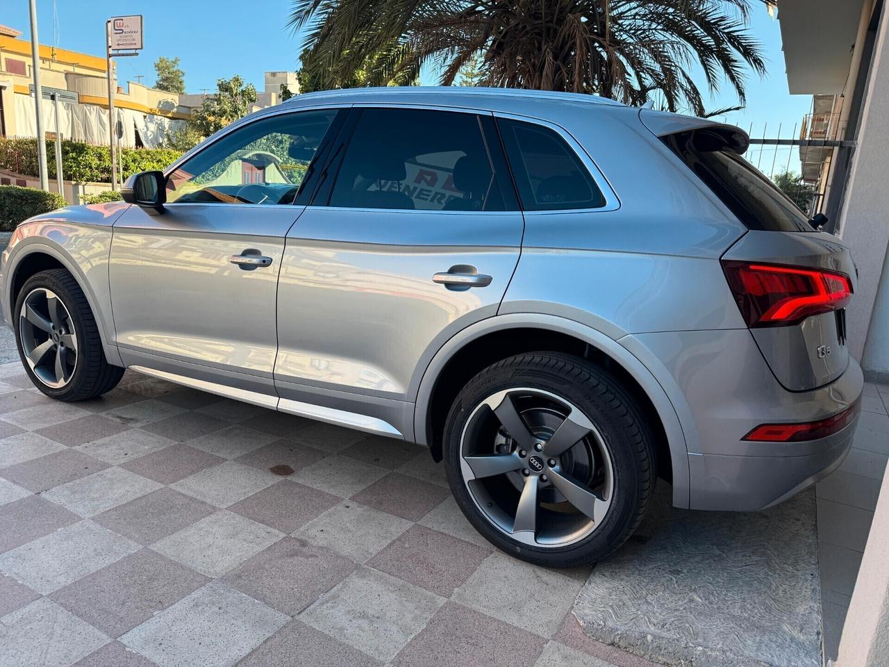 Audi Q5 2.0 TDI 190 CV quattro S tronic Sport