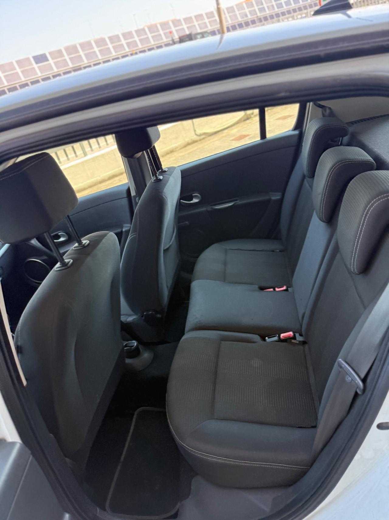 Renault Clio 1.2 16V 5 porte GPL Dynamique