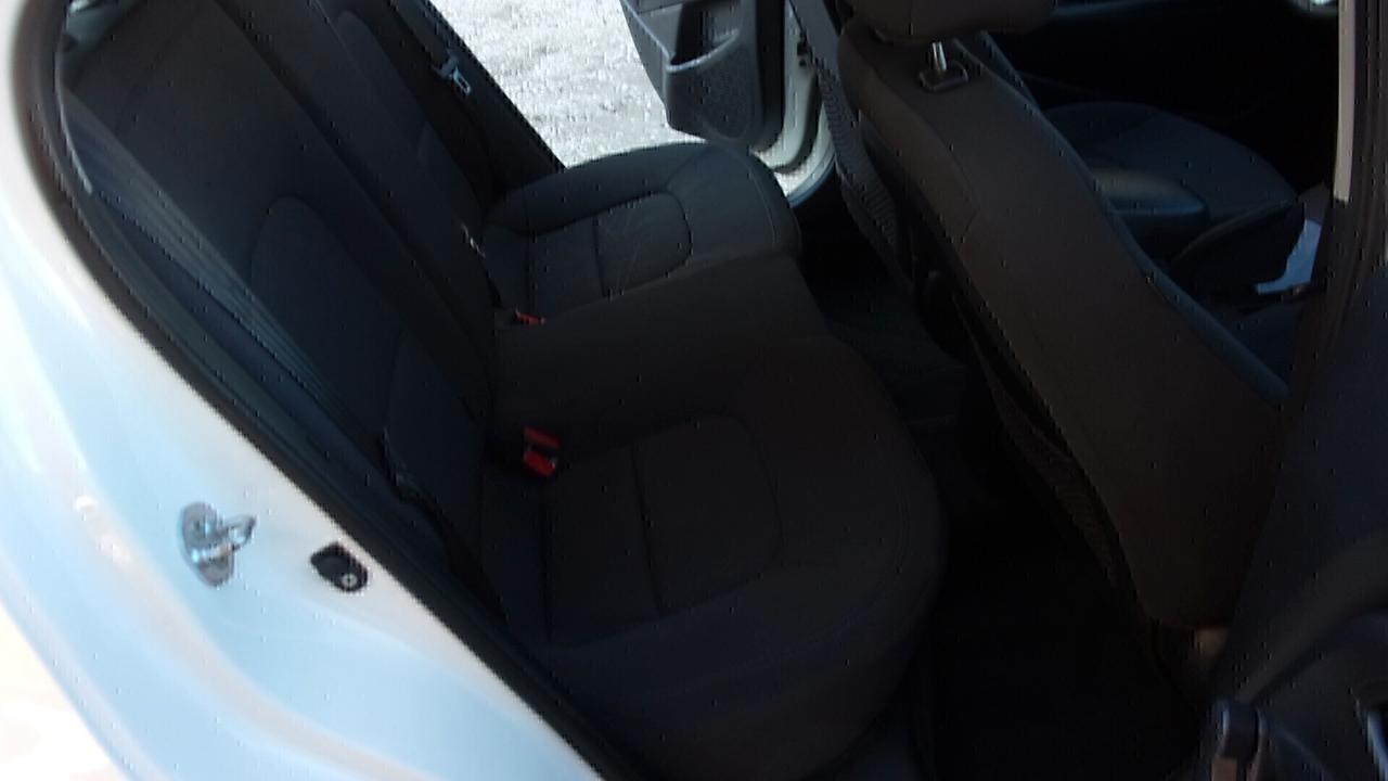 Kia Rio 1.1 CRDi WGT 5p. EX