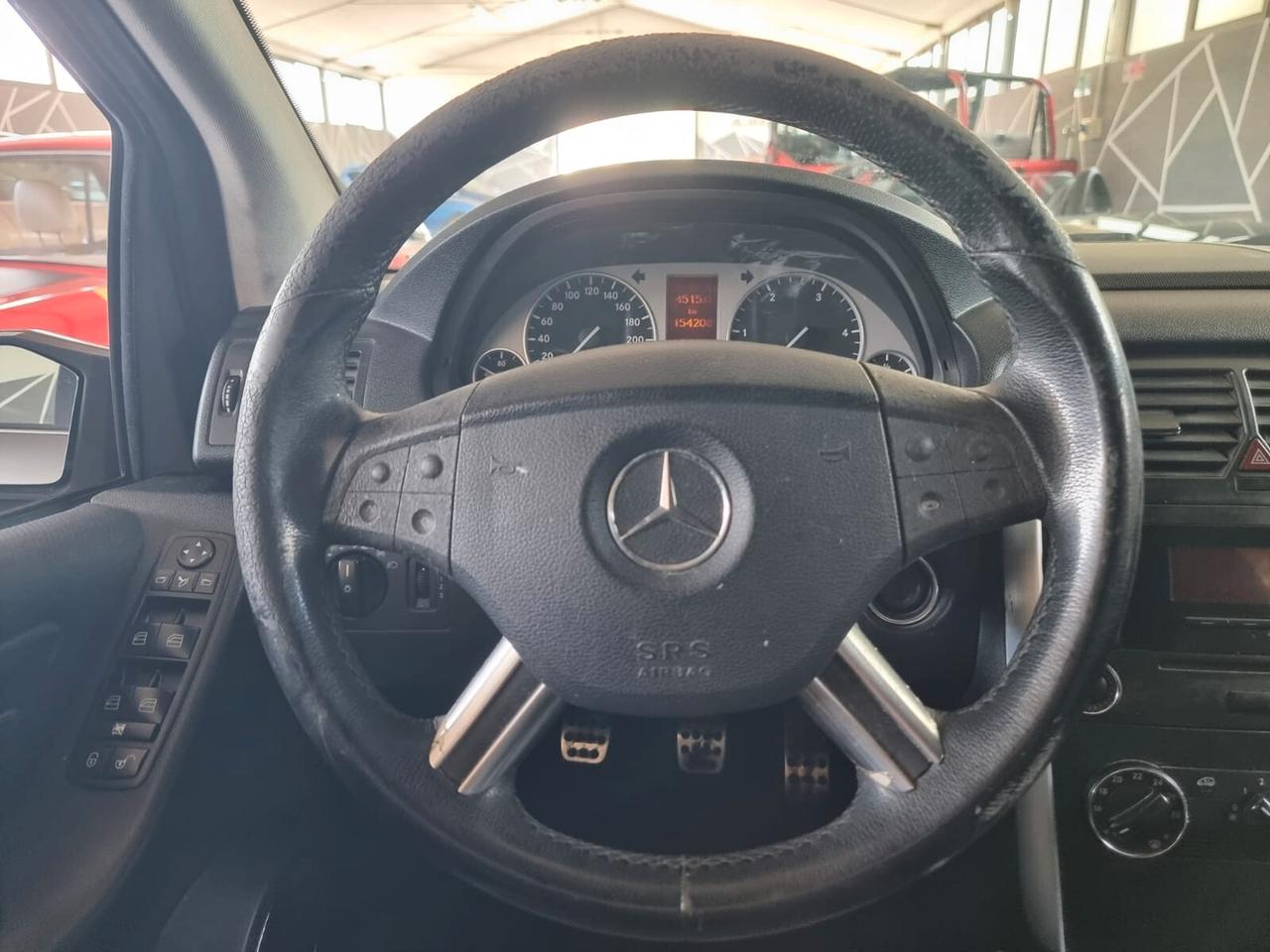 Mercedes-benz B 180 CDI NEOPATENTATI