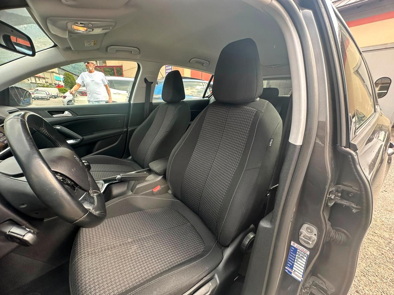 Peugeot 308 BlueHDi 130 S&S Active