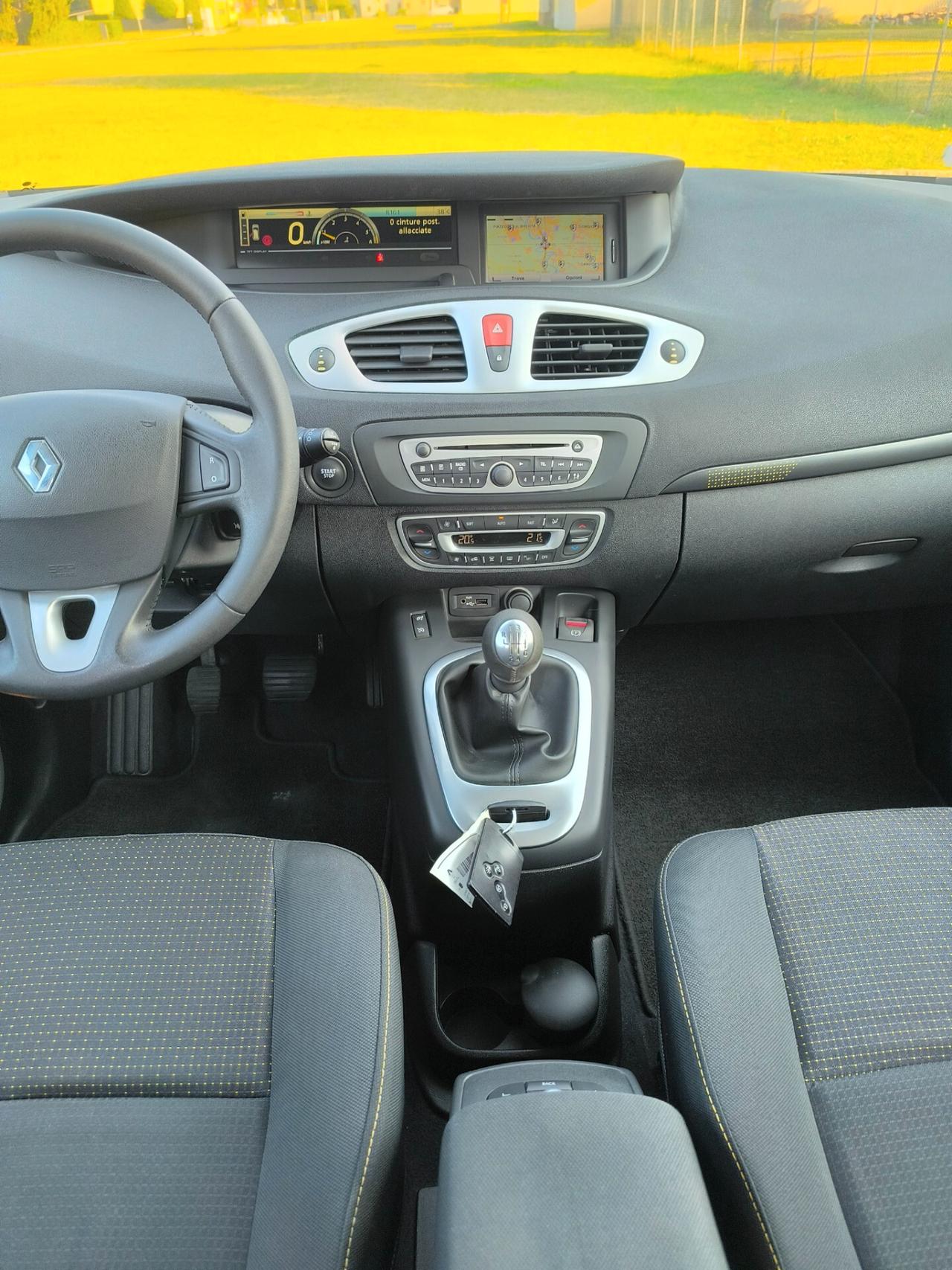 Renault Scenic Scénic X-Mod 1.5 dCi 110CV Luxe