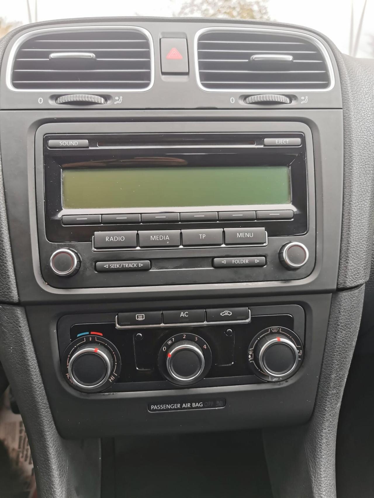 Volkswagen Golf 1.6 TDI 5p. Comfortline - 2011