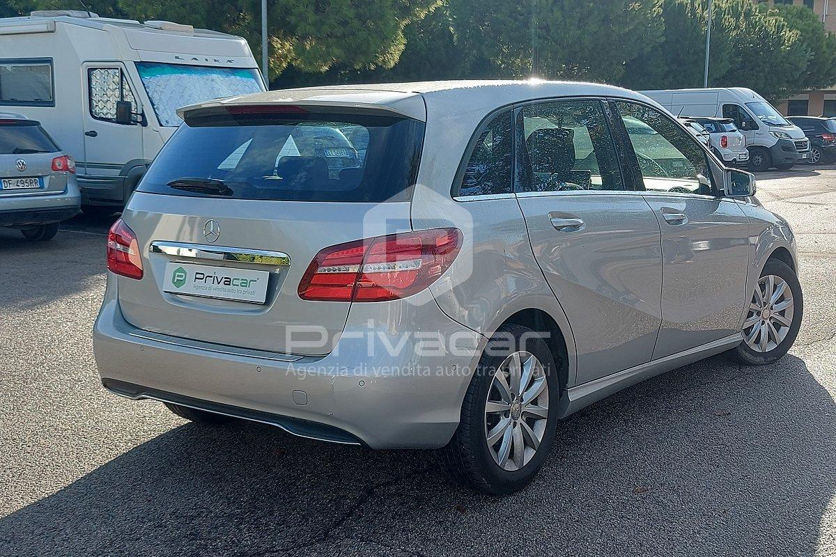 MERCEDES B 180 d Sport