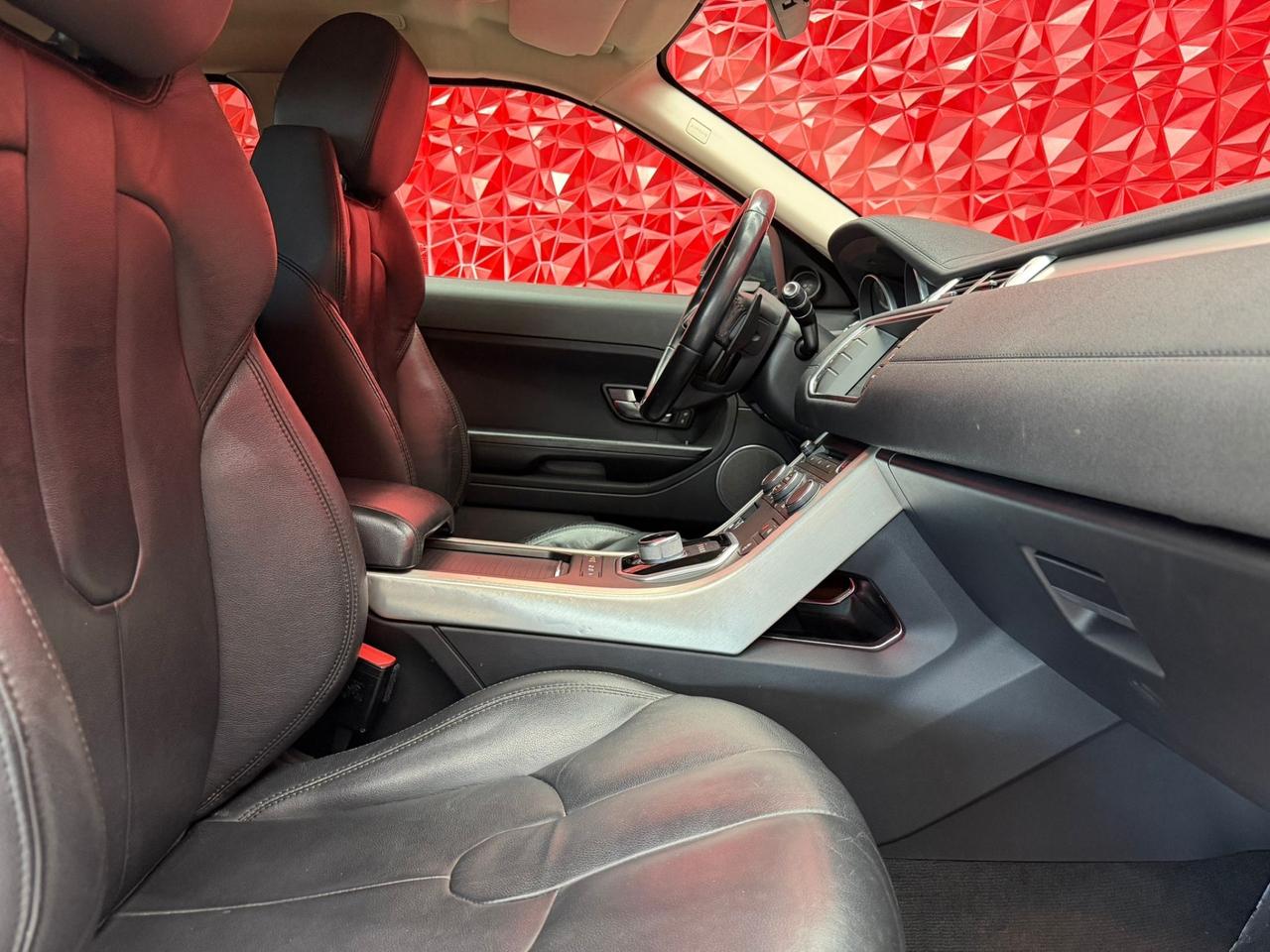 Range Rover Evoque 2.2 TD4 5p. Pure Tech Pack