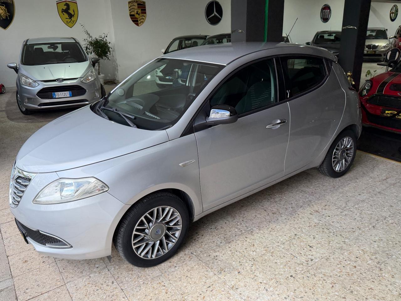 Lancia Ypsilon 1.2 69 CV 100 MILA KM