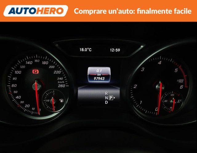 MERCEDES-BENZ GLA 200 d Automatic Premium