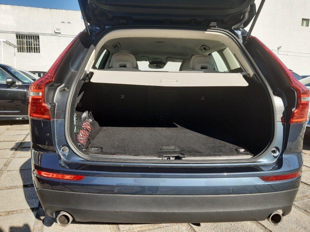 Volvo XC60 B4 (d) Geartronic Momentum