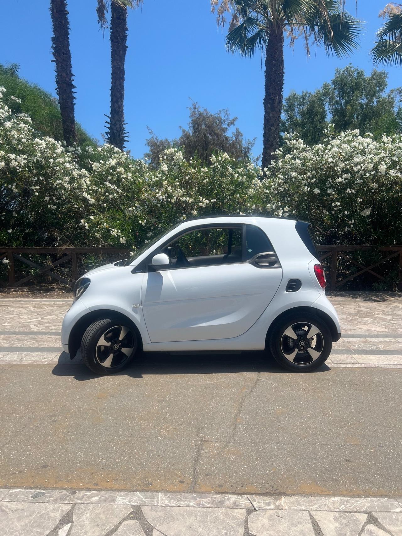 Smart ForTwo EQ Youngster