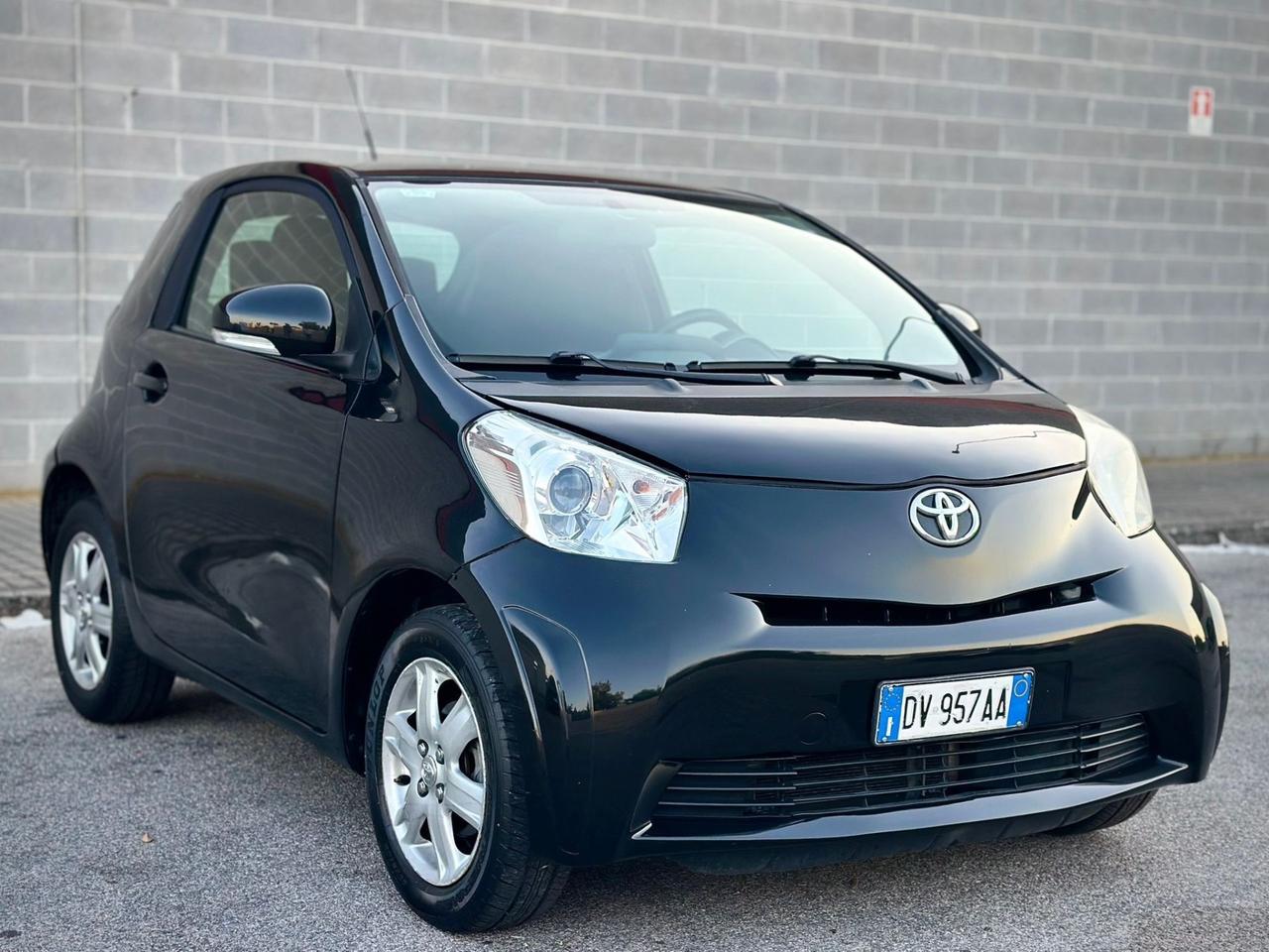 Toyota iQ 1.0 Sol