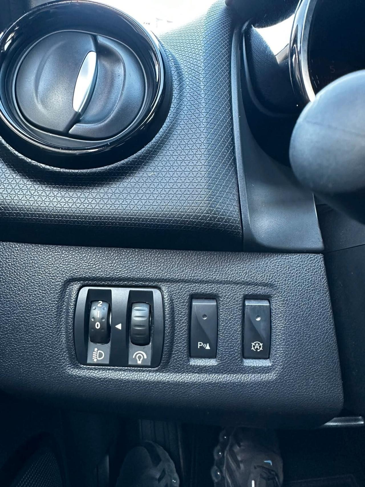 Renault Clio dCi 8V 90CV Start&Stop 5 porte Energy Intens NEOPATENTATI