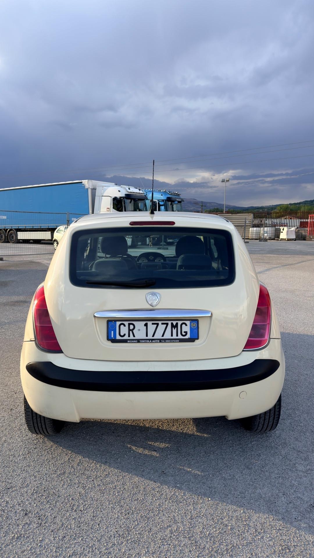 Lancia Ypsilon 1.3 Multijet 16V Platino