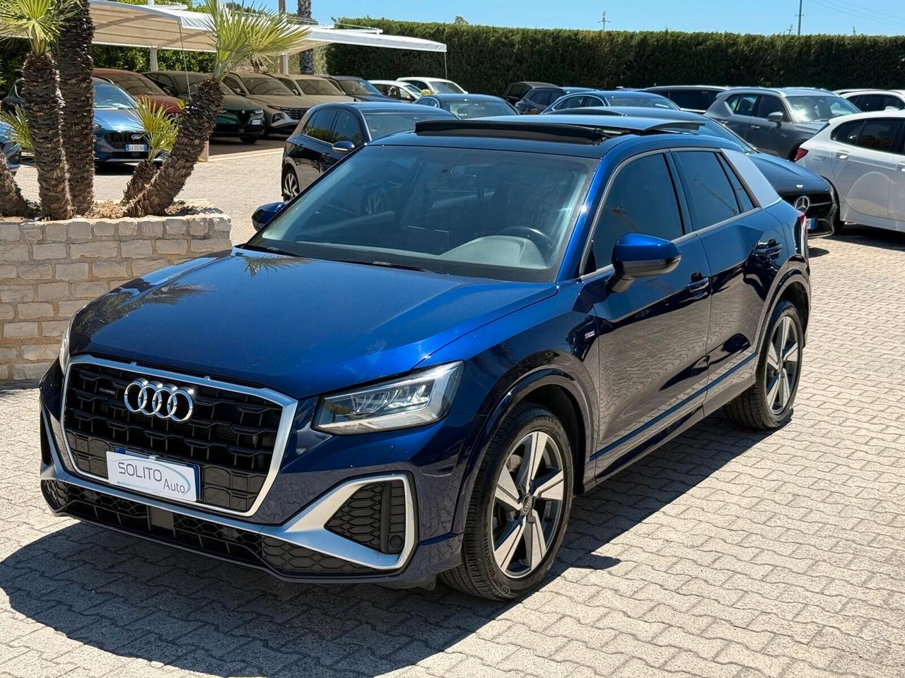 Q2 2.0 150CV quattro S line Edition + TETTO Blu Navarra