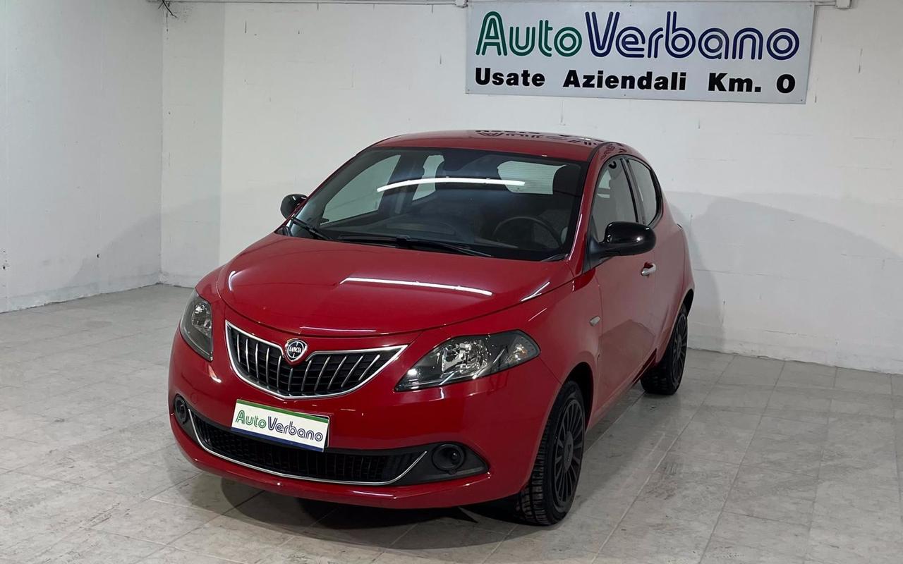 Lancia Ypsilon 1.0 FireFly 5 porte S&S Hybrid nessun obbligo di finanziamento