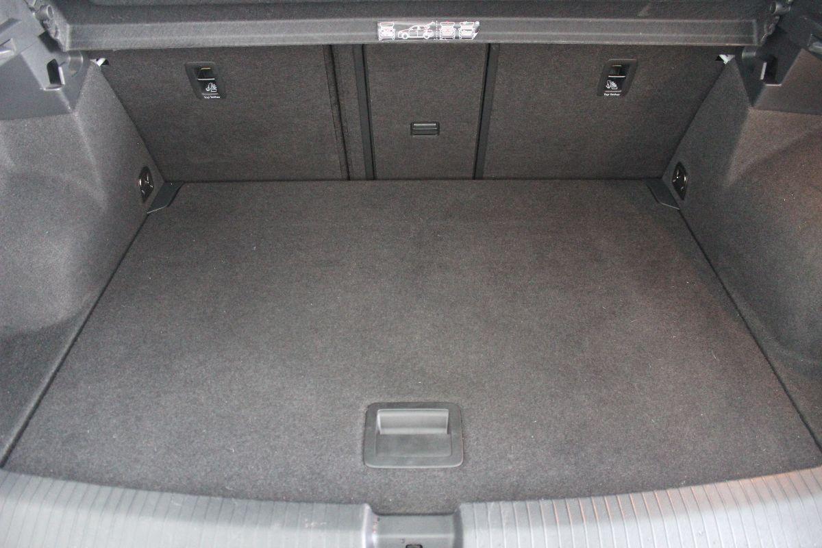 VOLKSWAGEN - T-Roc - 2.0 TDI SCR Business BlueMot.Tech.