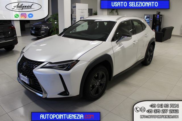 LEXUS UX 250h UX Hybrid 4WD Business #Led #Navi