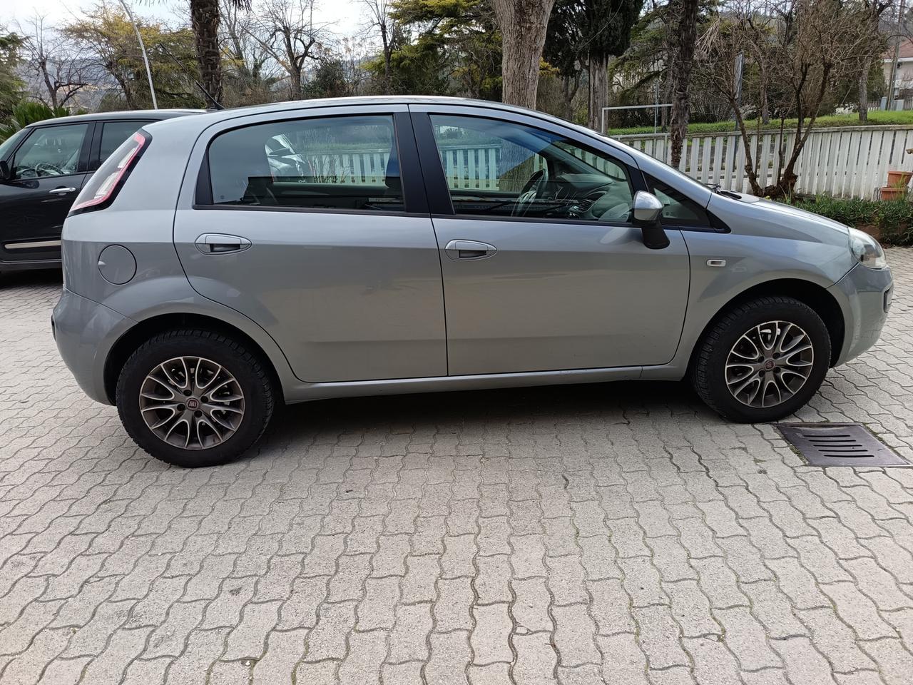 FIAT Punto Evo 1.4 5 porte Dynamic Natural Power