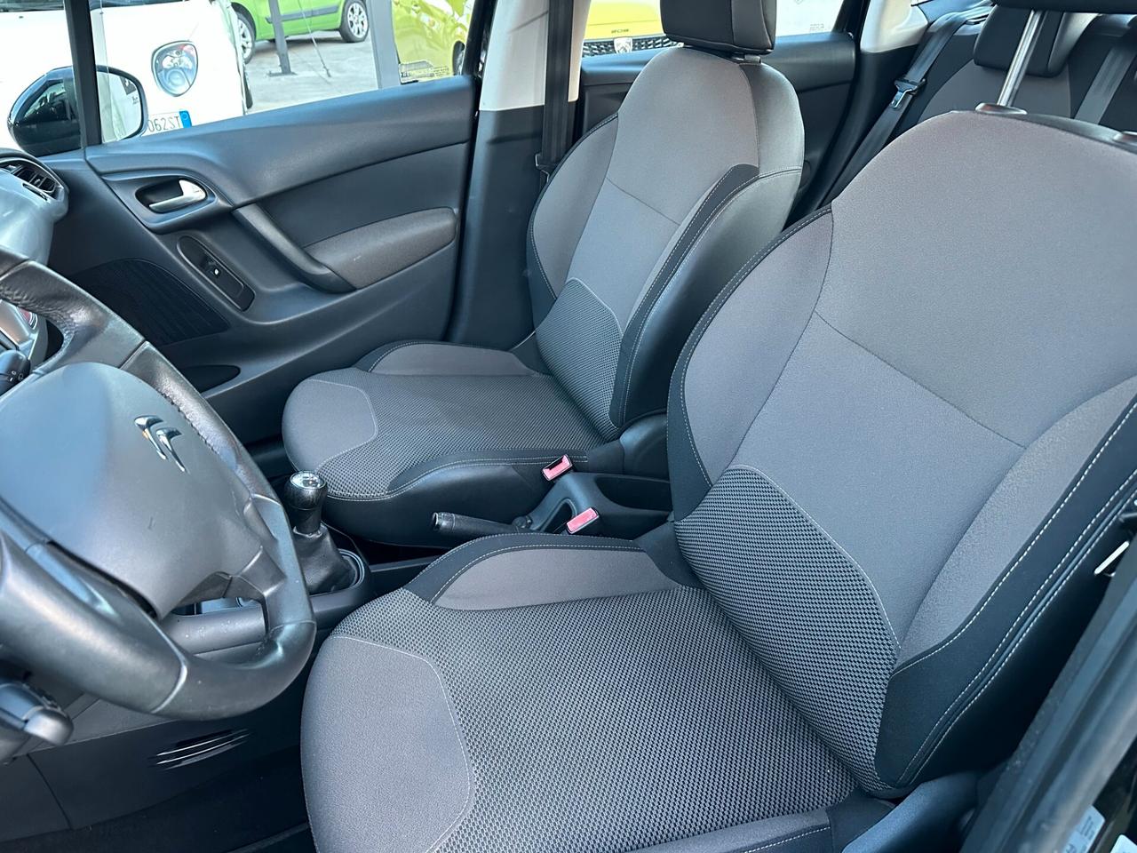 Citroen C3 C3*1.2*EXCLUSIVE*82CV*GANCIO*LED*NEOPATENTATI*