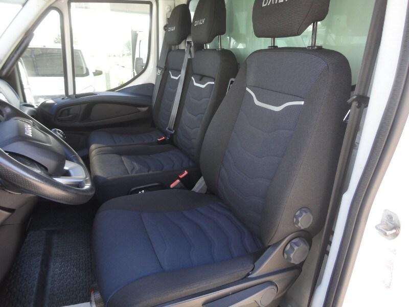 IVECO Daily (2014-->) Daily 35C18H BTor 3.0 HPT...