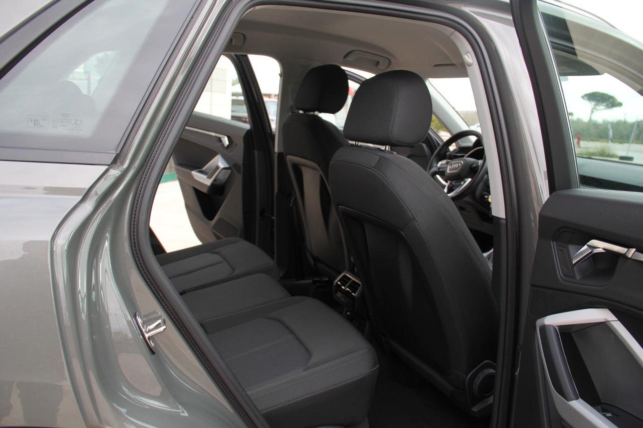 Audi Q3 SPB TDI S tronic Business (KW 110 - CV 150)