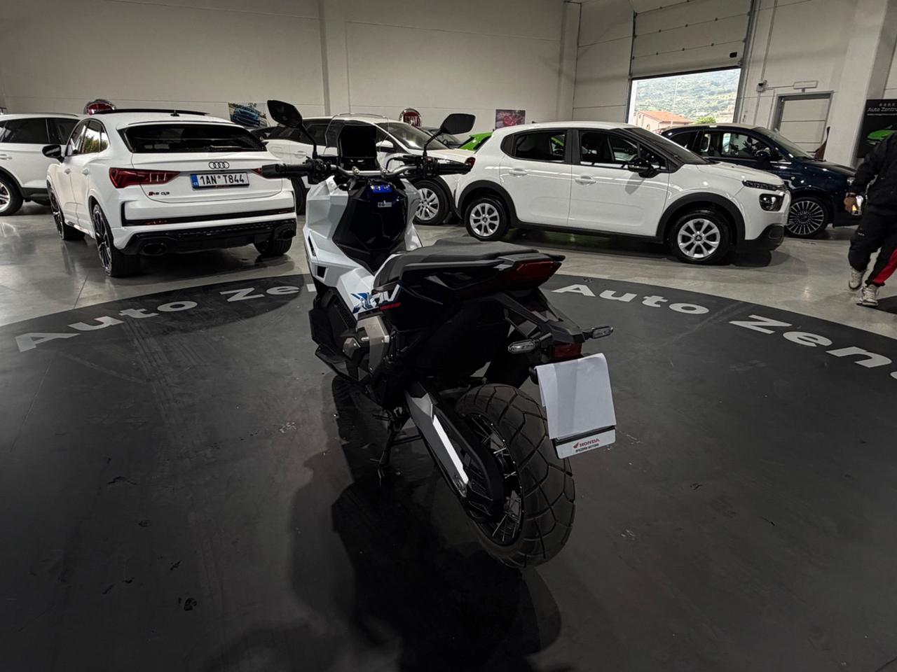 Honda X-ADV 750