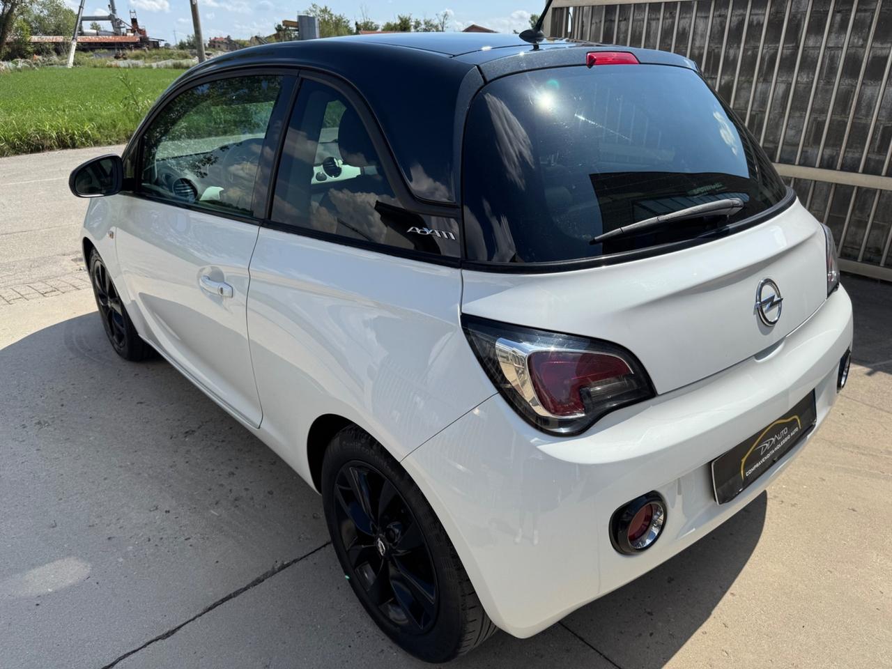 Opel Adam 1.2 70 CV Glam