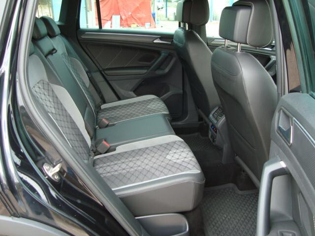 Volkswagen Tiguan 2.0 TDI 150 CV SCR DSG R-Line