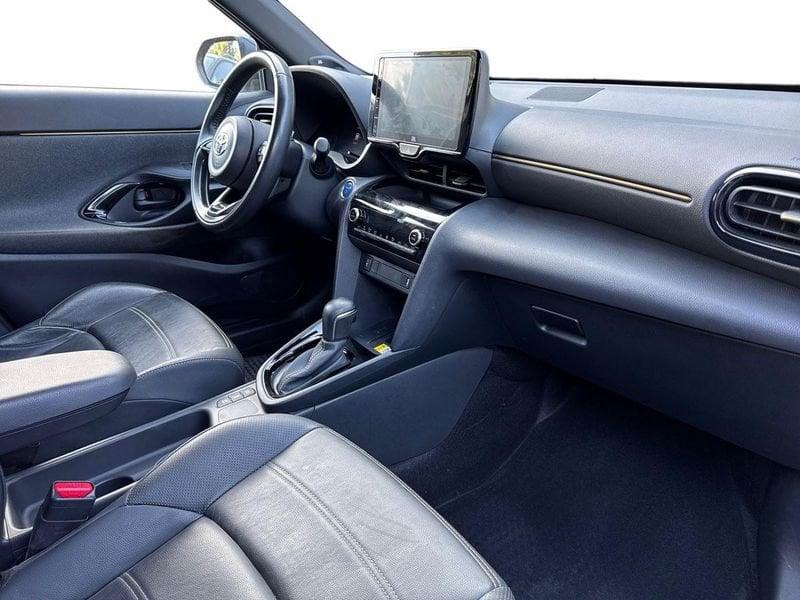 Toyota Yaris Cross 1.5h Premiere awd-i 116cv e-cvt