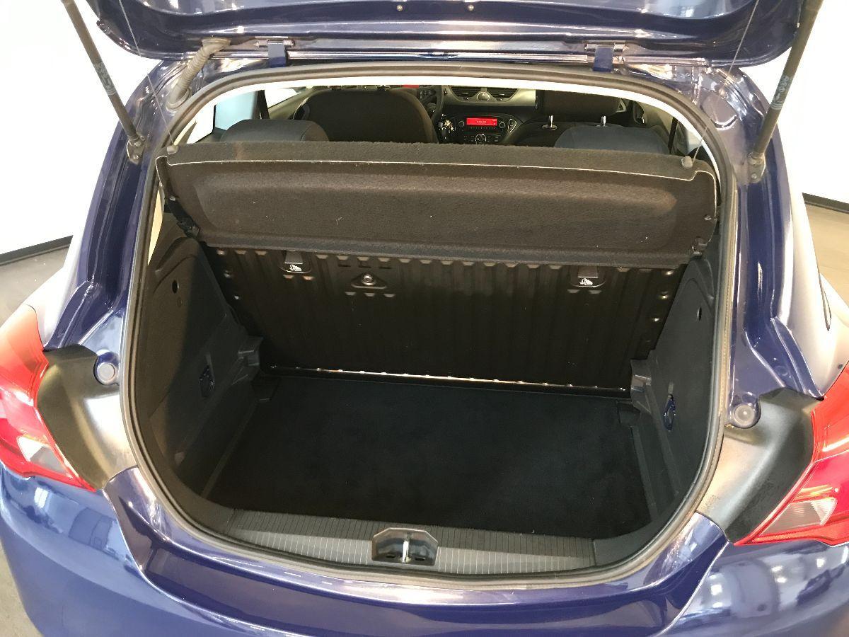 OPEL Corsa 1.2 Coupé