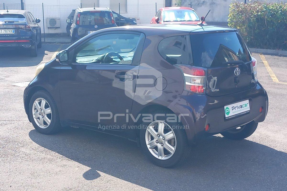 TOYOTA iQ 1.0 Sol