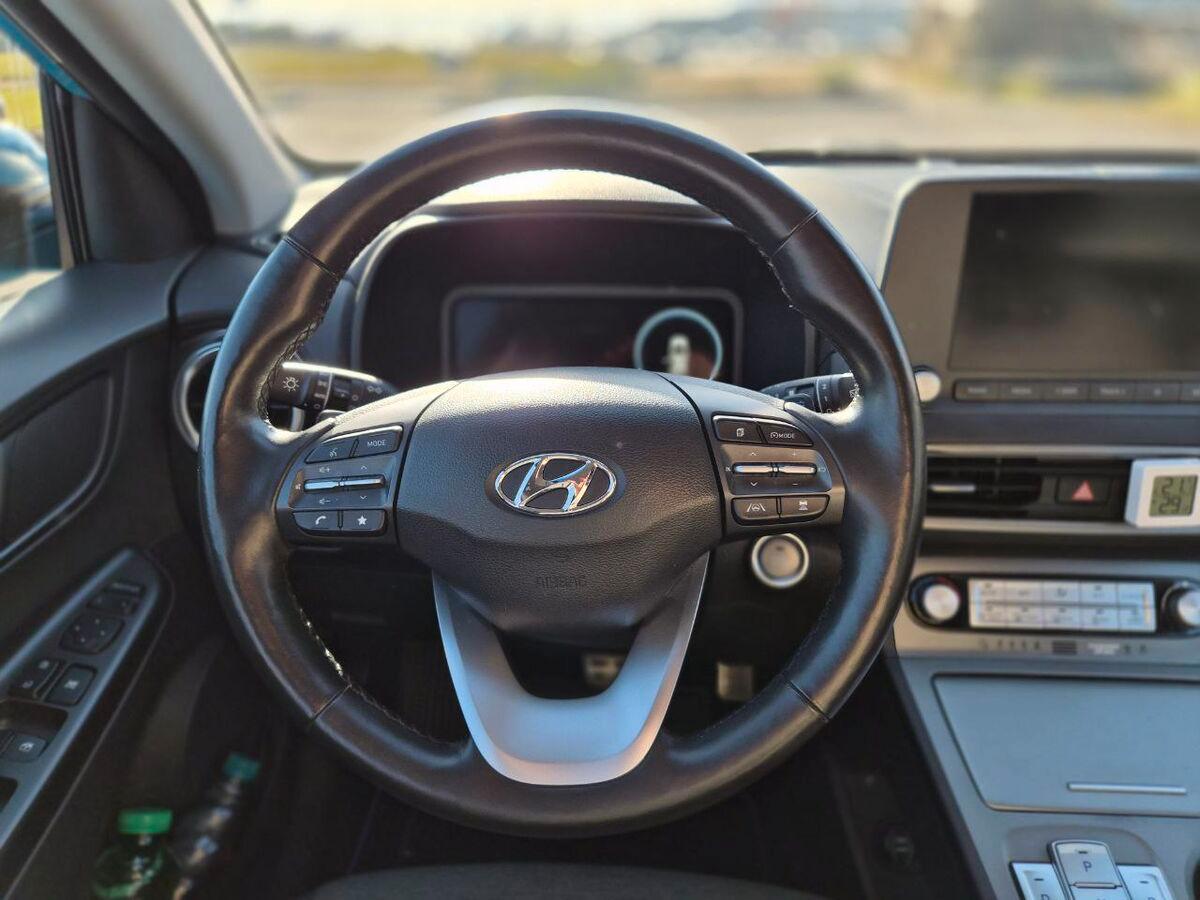 Hyundai Kona 64 kWh EV Exclusive