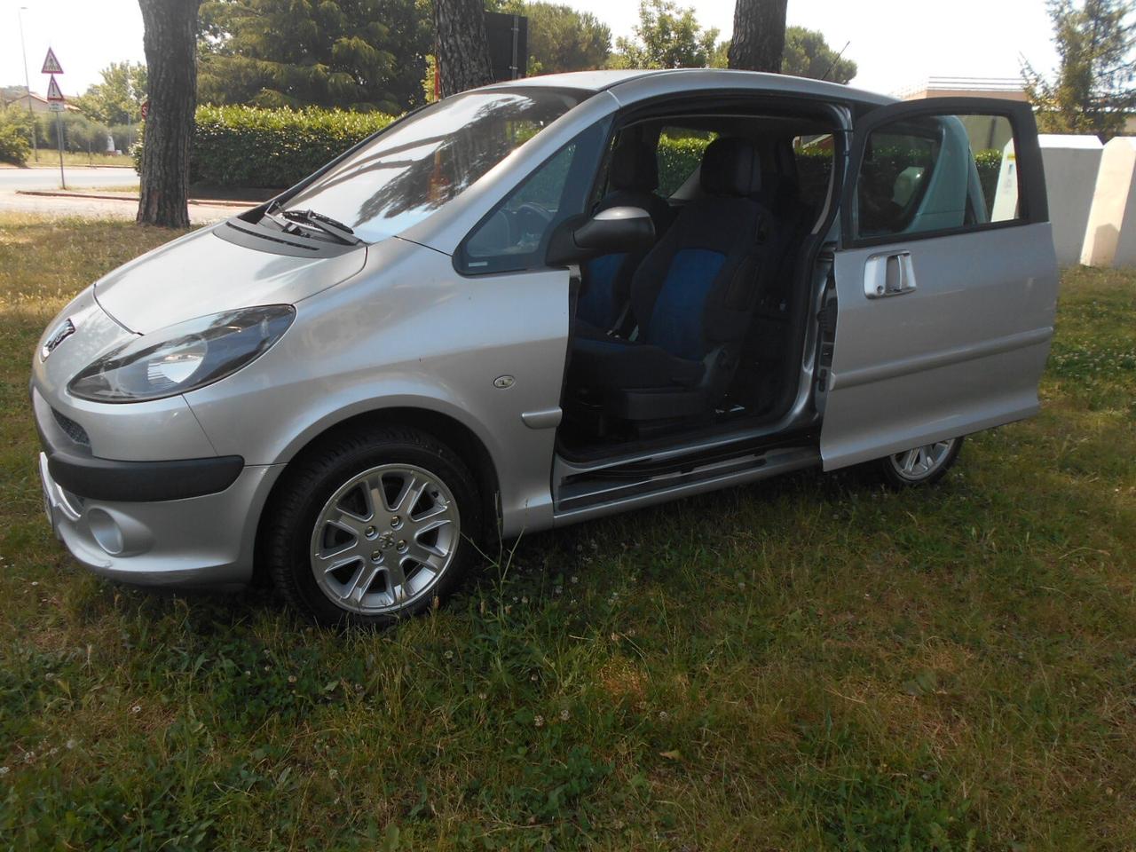 Peugeot 1007 turbo diesel